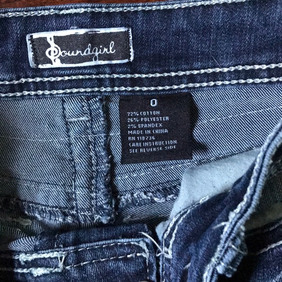 Jeans - Picture 3 of 8